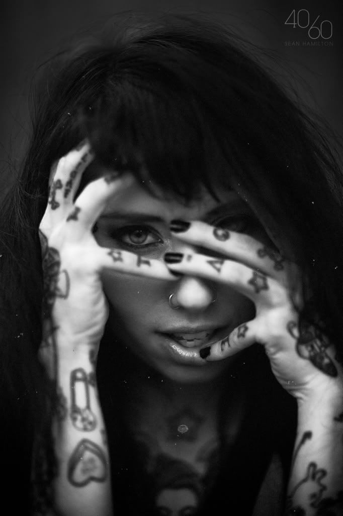 IMAGE: http://i1150.photobucket.com/albums/o612/civilwhores/1a74de4e.jpg