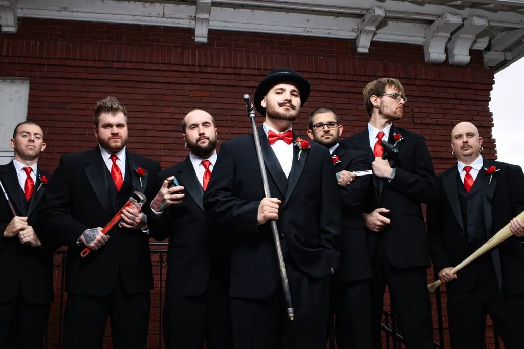 IMAGE: http://i1150.photobucket.com/albums/o612/civilwhores/f025b64f.jpg