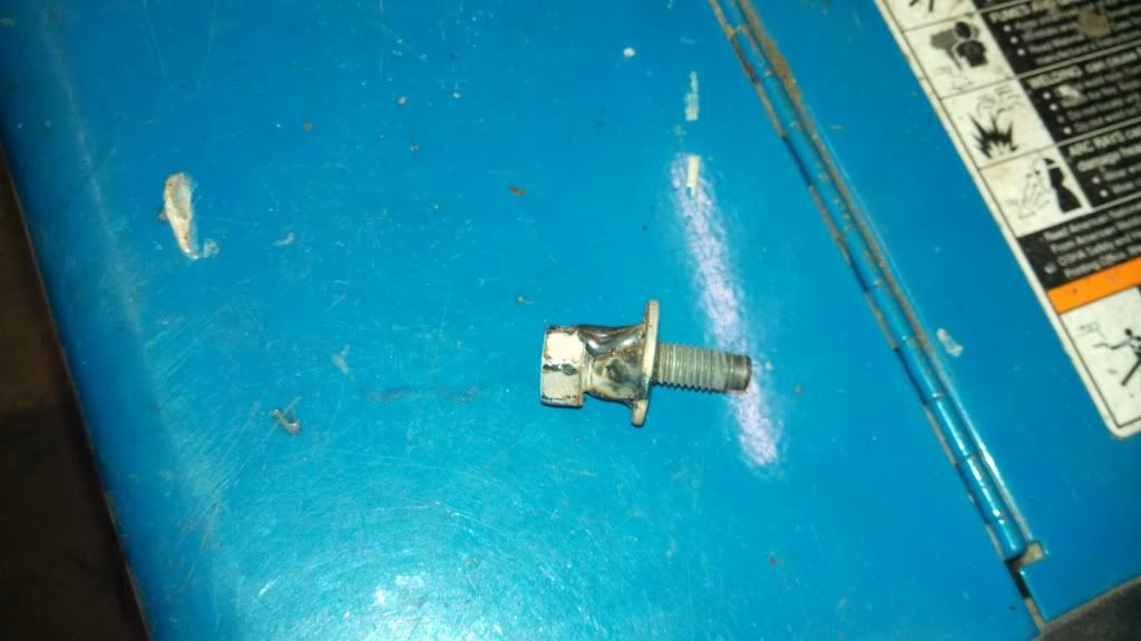 Broken bolt tech Pirate 4x4