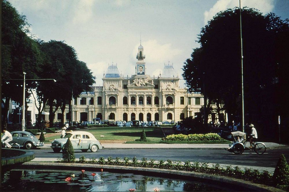 Redsvn-Saigon-1956-08