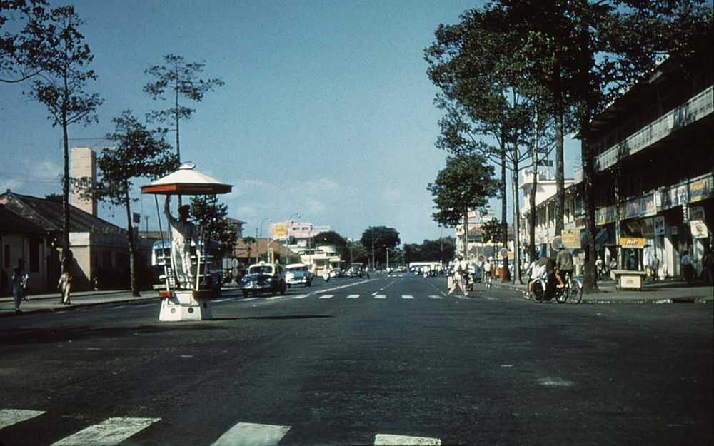 Redsvn-Saigon-1956-09