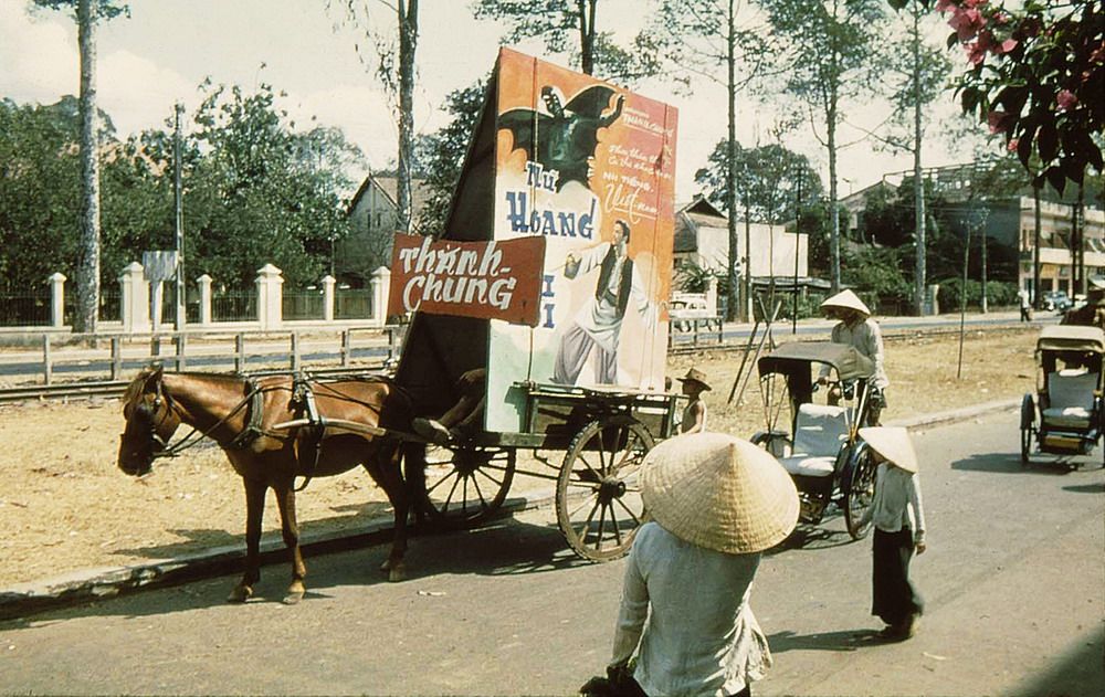Redsvn-Saigon-1956-13