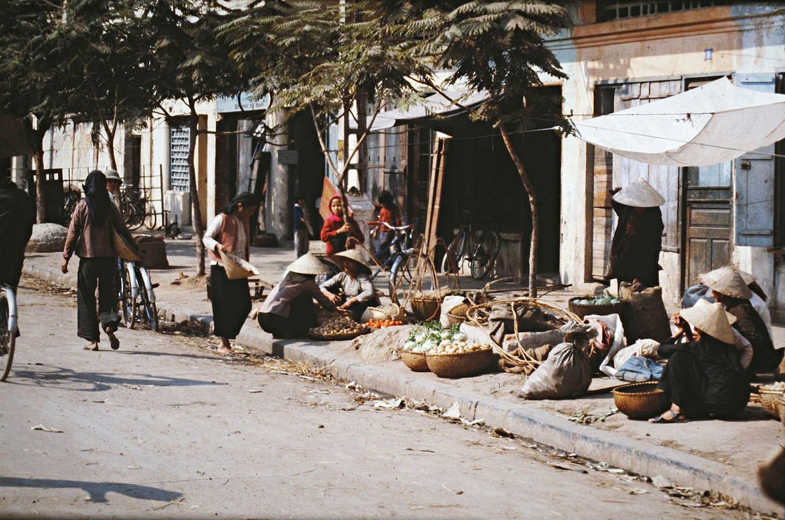 Redsvn-Ha-Noi-Hai-Phong-1979-14.jpg%7Eoriginal