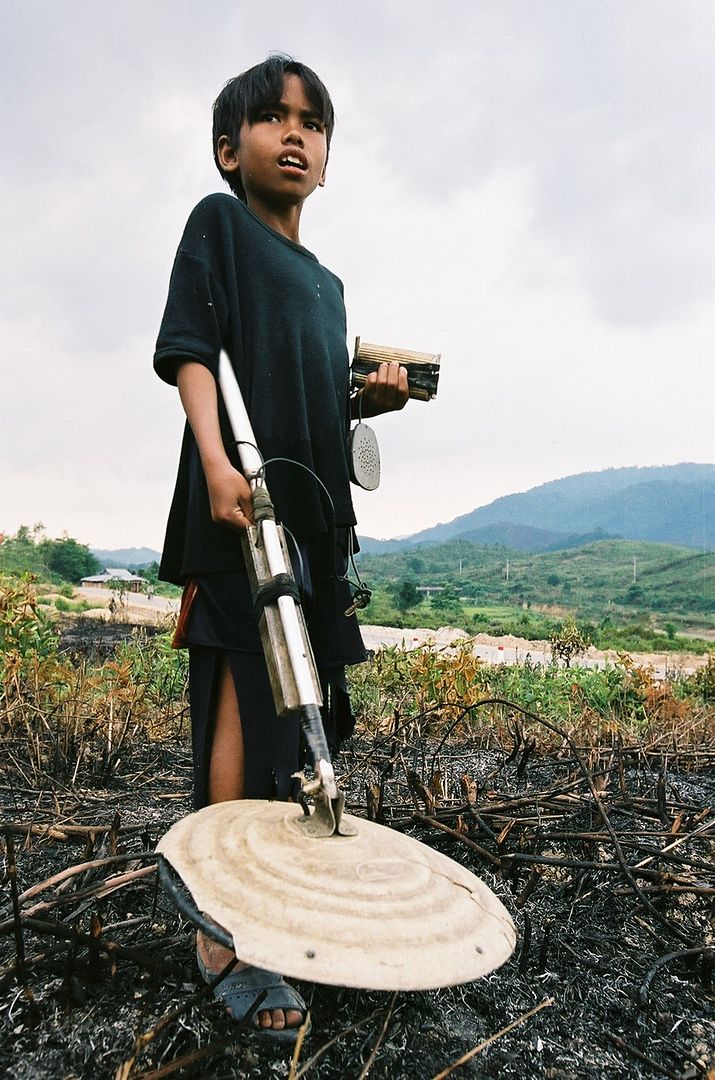Song cung bom dan thoi hien dai hinh anh