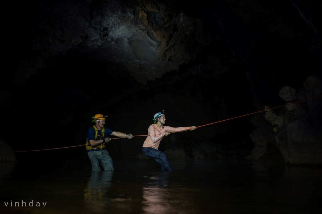 Nguoi Viet chinh phuc Son Doong: choang ngop vi thien nhien hinh anh 10