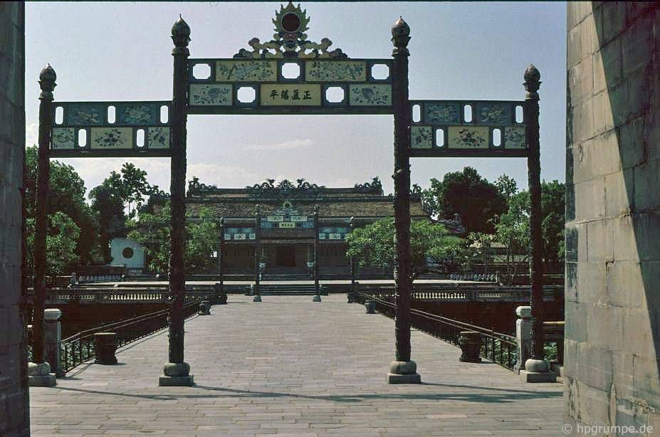 Thành phố Huế: Cung điện Thái Hòa